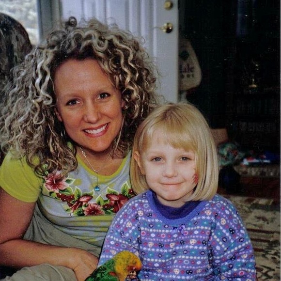 Meet your Posher, Shannon - Picture 1 of 1